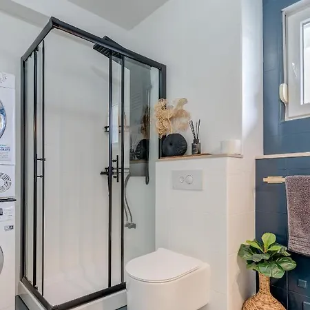 Spacious Lux * سبليت