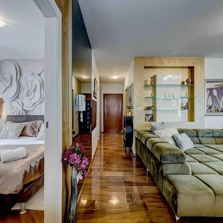 Apartamento Spacious Lux *