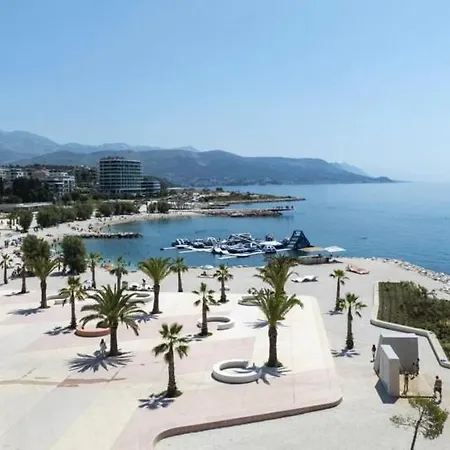 Spacious Lux 公寓 *